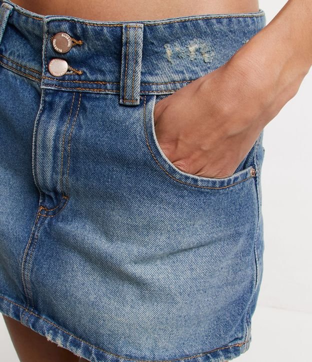 Saia Curta em Jeans com Abotoamento Duplo Azul 4