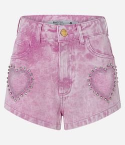 Short Curto em Sarja com Recortes Coração Vazado e Efeito Manchado
