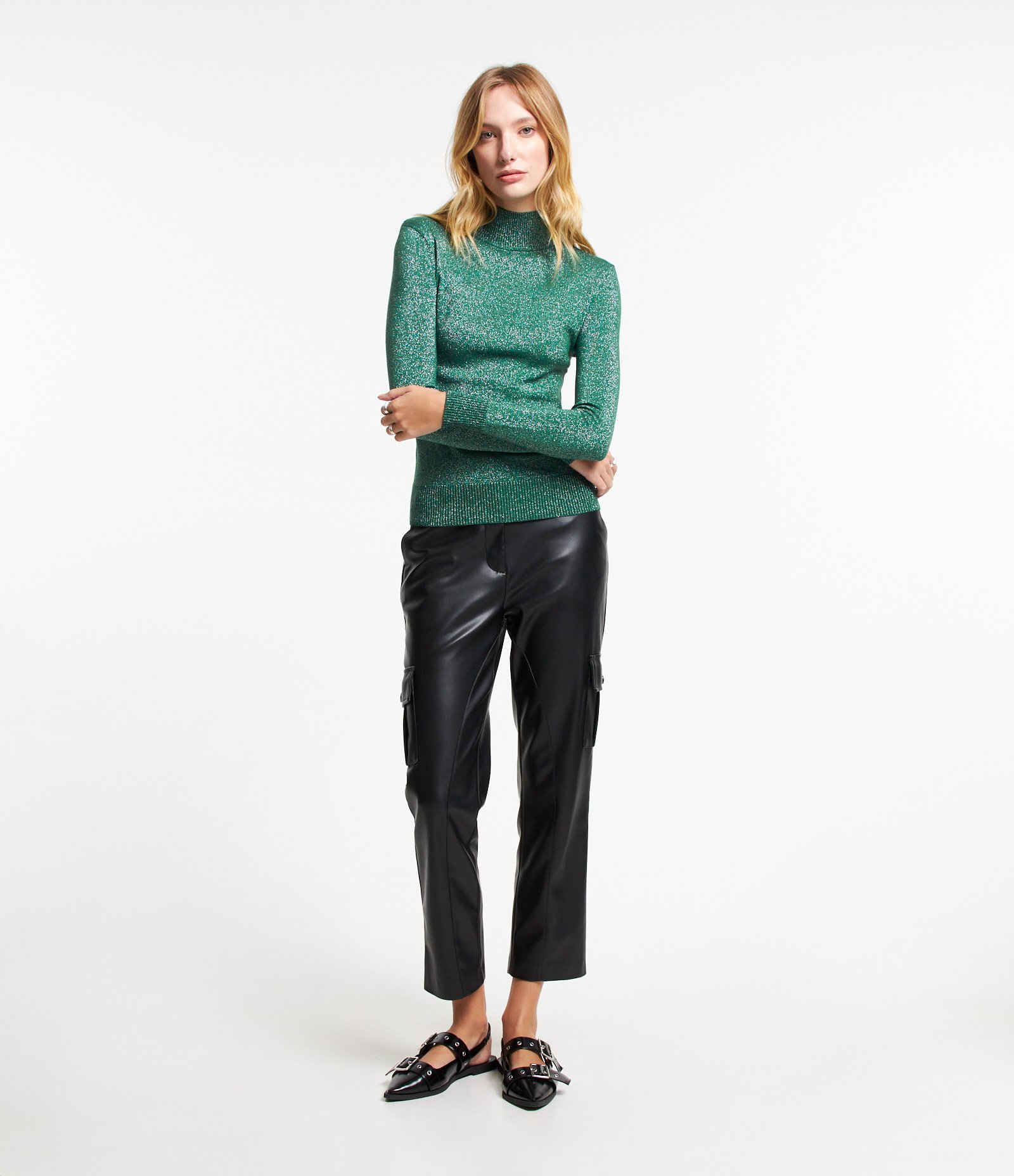Blusa Gola Alta em Tricô com Fio Metalizado Verde 2