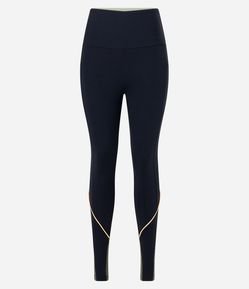 Calça Legging em Poliamida com Bolsos e Recortes Texturizados