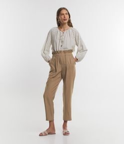 Calça em Viscose com Zíper Frontal e Cós Elástico