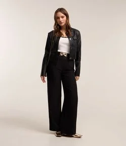 Calça Wide Leg Alfaiatada com Cinto Fivela Laço em Metal