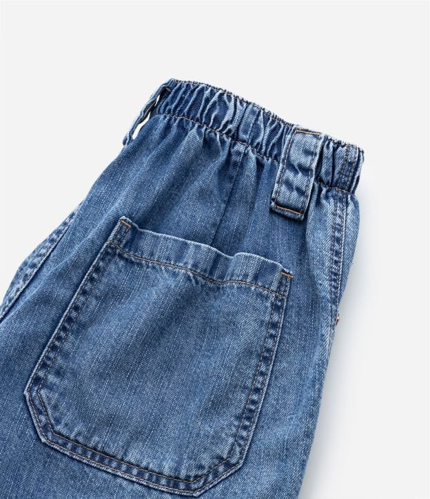 Short Baggy Jeans com Bolso Carpinteiro e Cós Elástico Azul 4