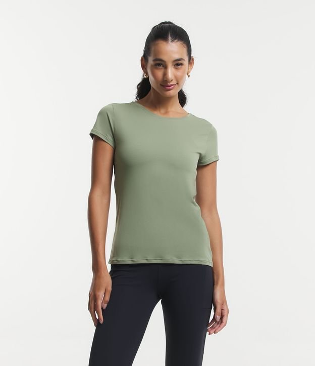 Camiseta Esportivo em Crepe com Manga Curta