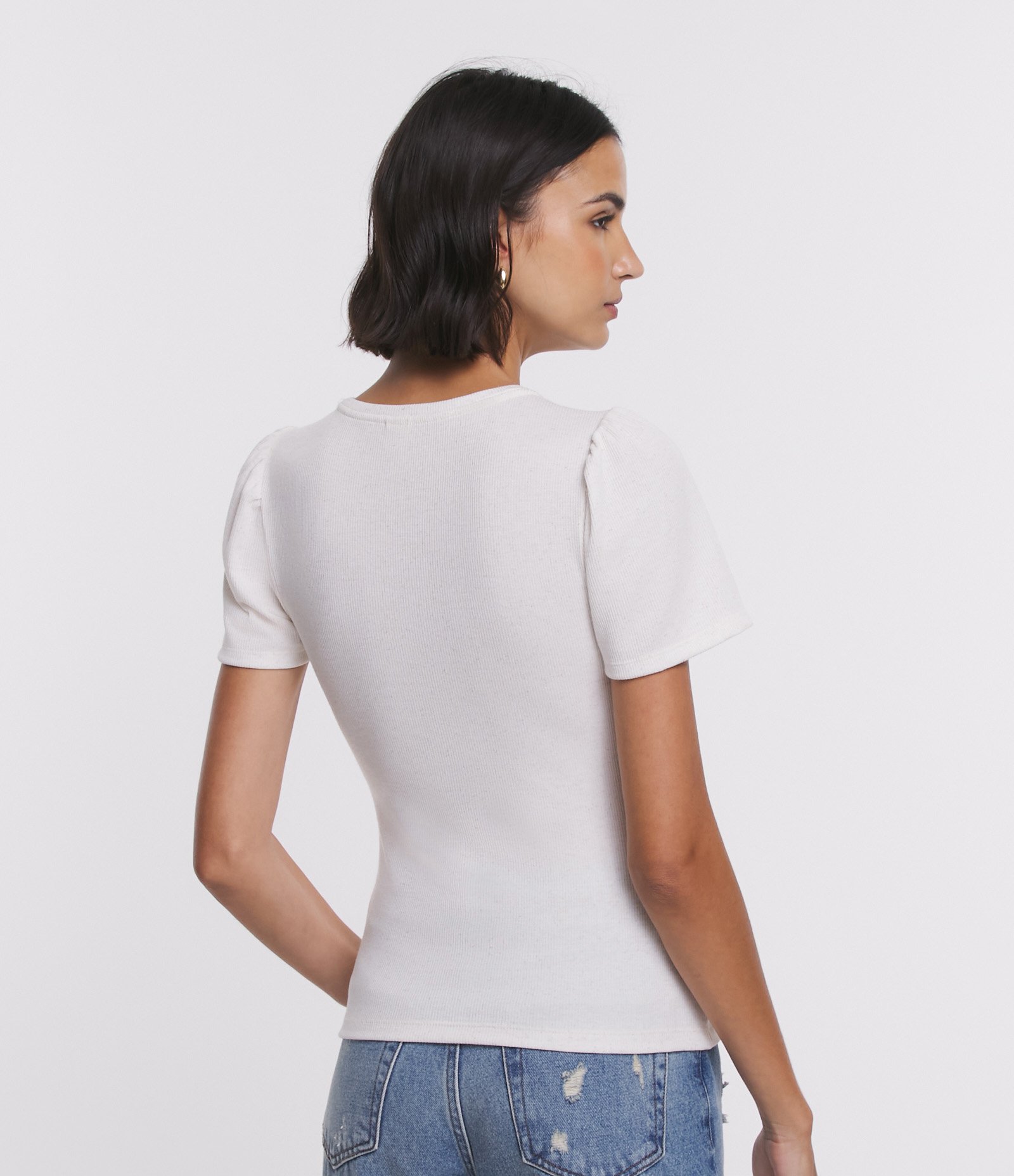 Blusa em Viscose com Manga Bufante e Efeito Linho Cru 3
