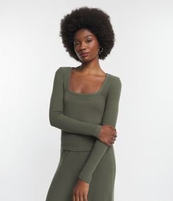 Blusa Curta Texturizada com Decote Quadrado