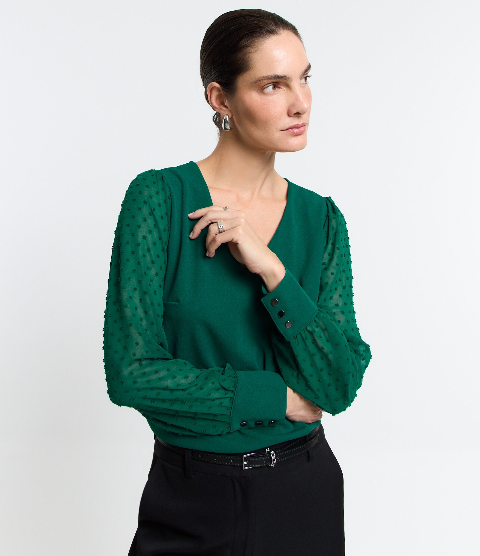 Blusa em Crepe com Manga em Chiffon Poá 1