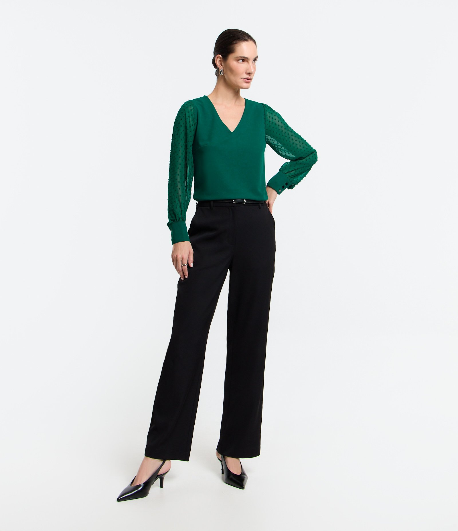 Blusa em Crepe com Manga em Chiffon Poá 2