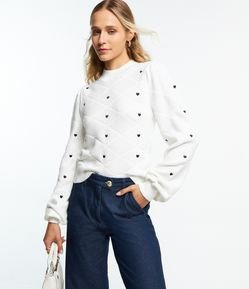 Blusa Manga Longa em Tricô Texturizado com Corações Bordados