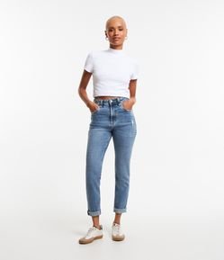 Calça Jeans Mom com Barra Virada