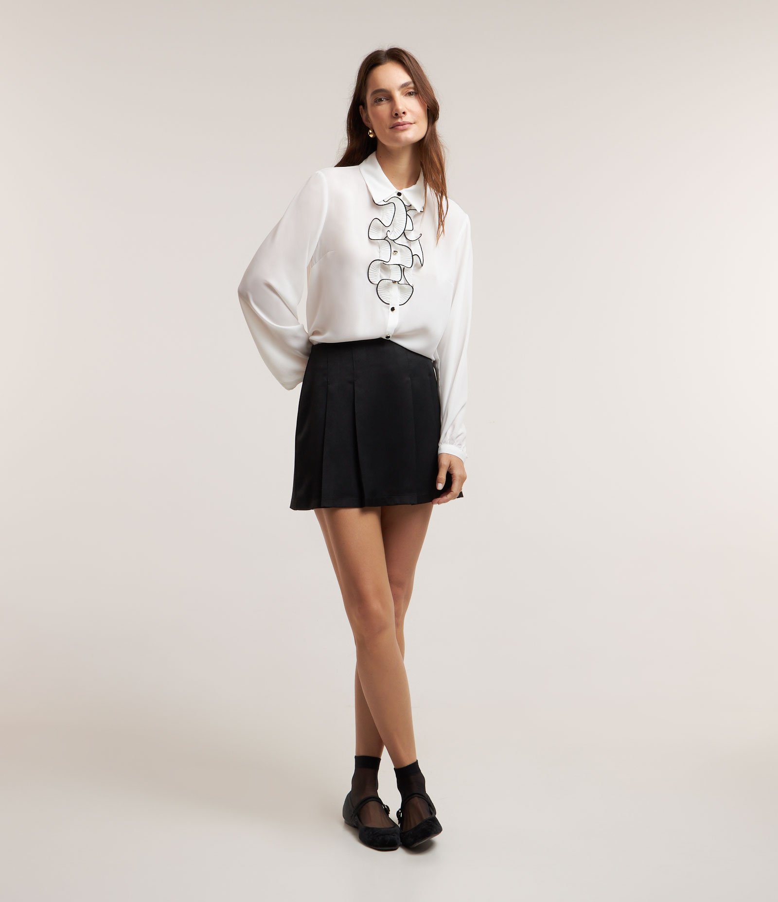 Camisa Manga Longa com Babado Frontal Texturizado Branco 2