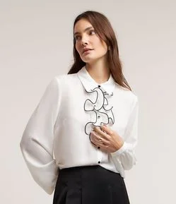 Camisa Manga Longa com Babado Frontal Texturizado