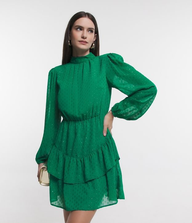 Vestido Curto Texturizado com Gola Alta com Botão Verde 2