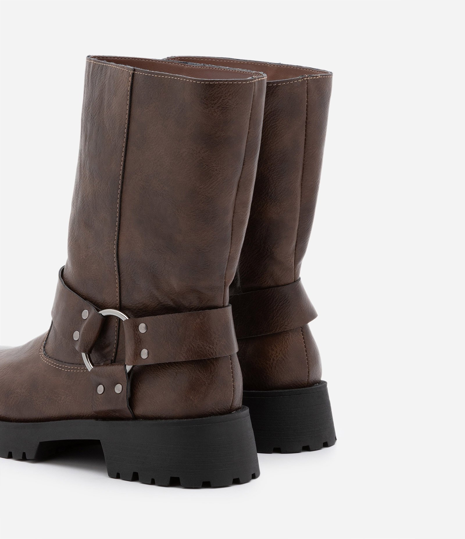 Bota Biker com Sola Tratorada Marrom 3