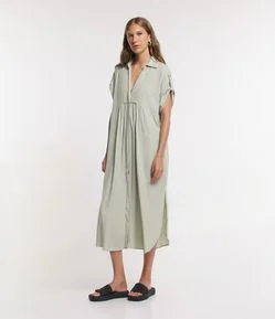Vestido Chemise em Viscose com Detalhe no Ombro e Abotoamento Frontal
