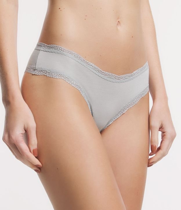 Calcinha Biquíni em Viscose com Renda no Cós e Cava