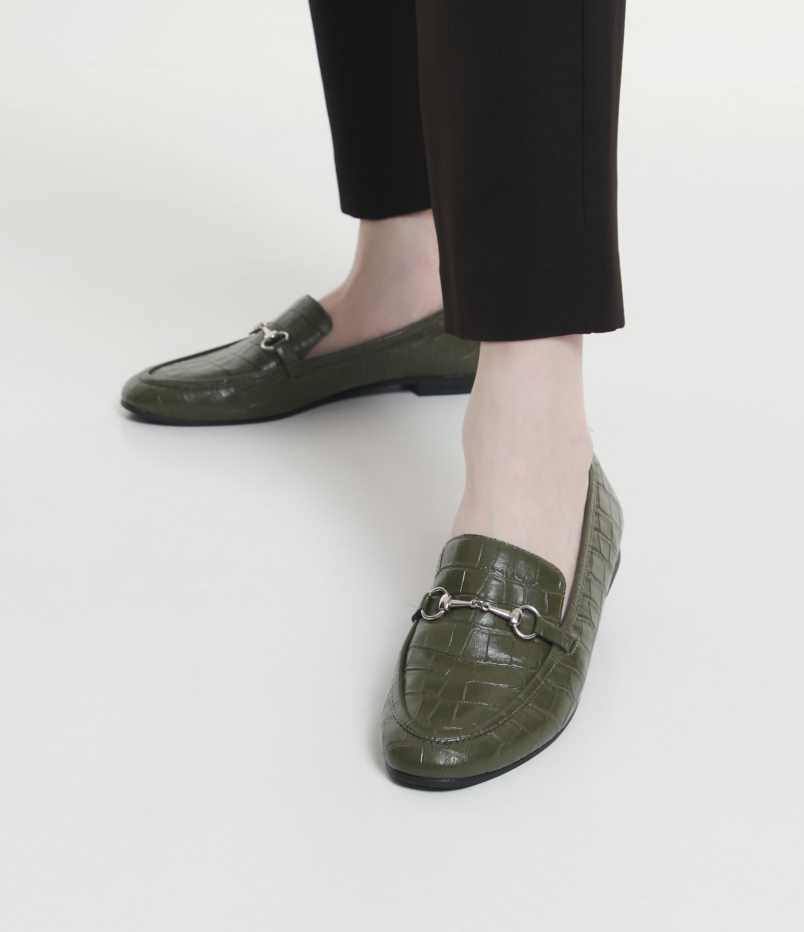 Sapato Loafer com Textura Croco e Bridão no Cabedal 6