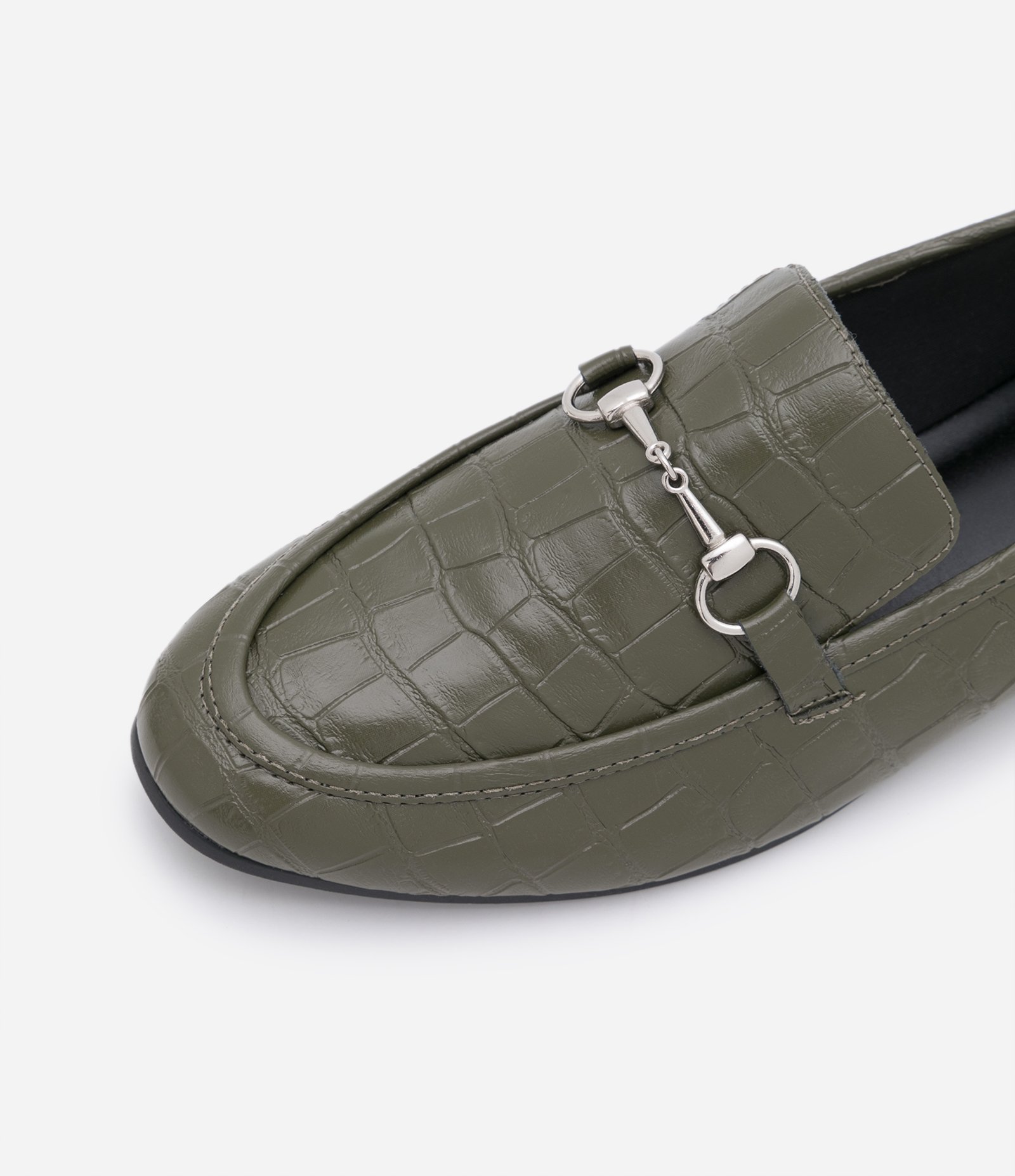 Sapato Loafer com Textura Croco e Bridão no Cabedal 4