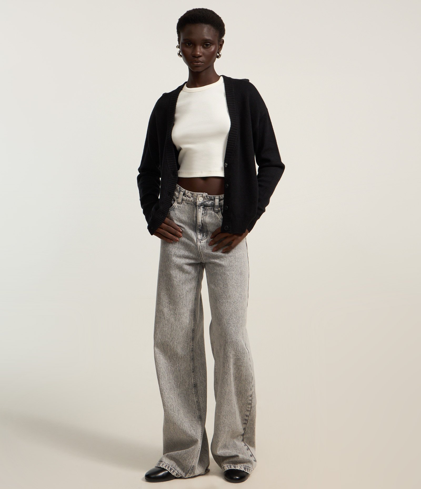 Cardigan Curto em Tricô com Botões 2