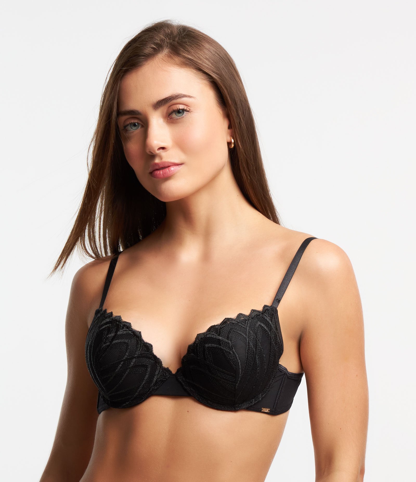 Sutiã Push Up com Bojo em Tule Bordado Preto 1