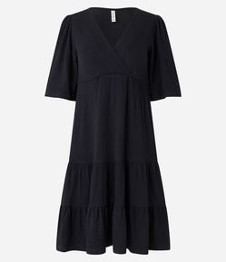 Vestido Curto Texturizado Decote Transpassado e Babado na Barra