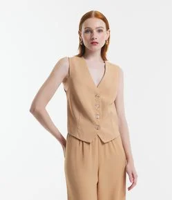 Colete Texturizado em Viscose com Botões Matizados