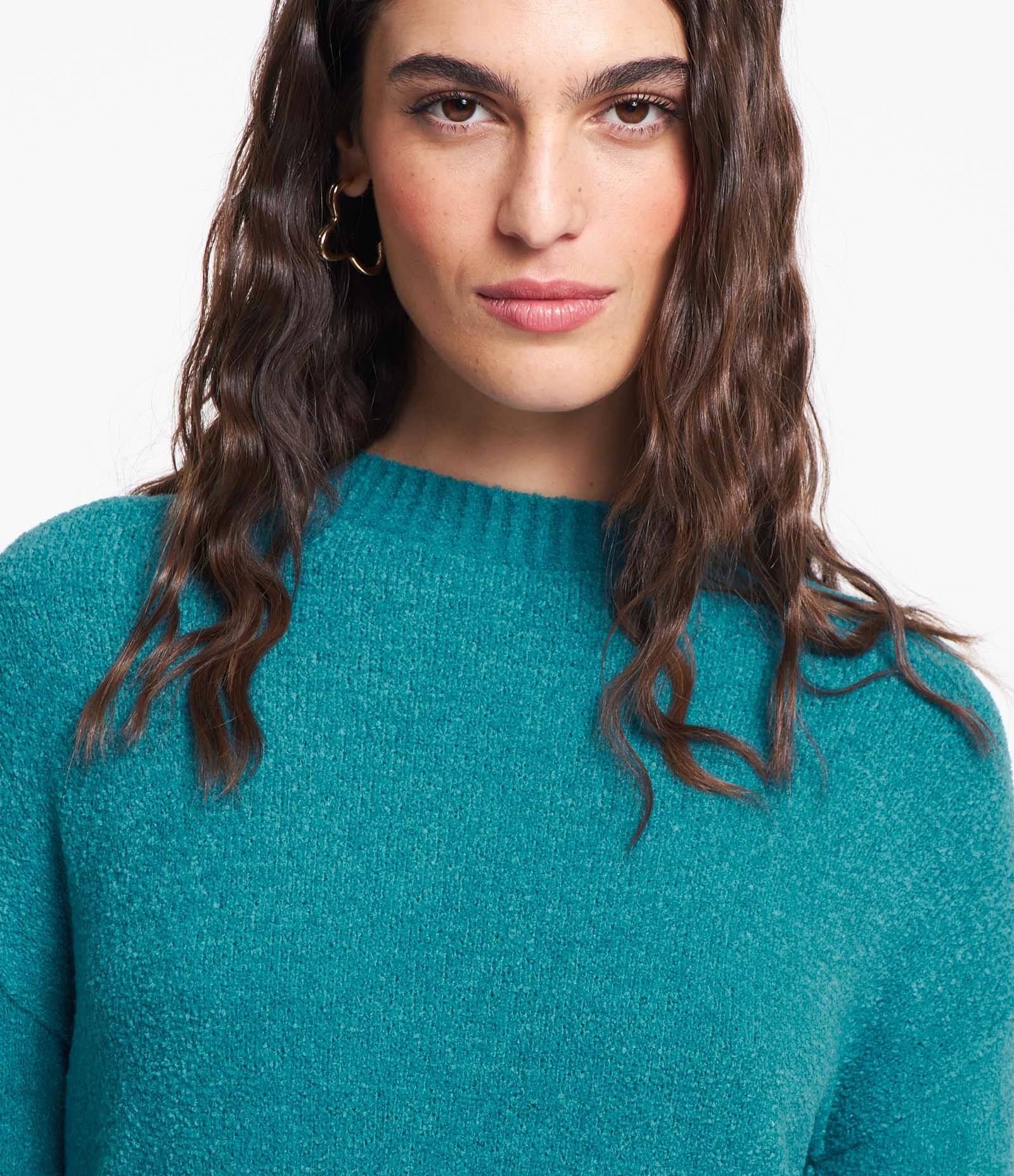 Suéter em Tricô Texturizado com Cava Deslocada 5