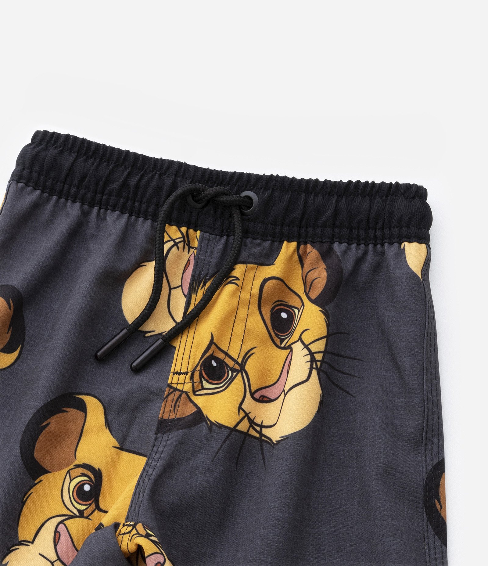 Bermuda Infantil em Microfibra com Estampa do Simba - Tam 1 a 5 anos Cinza 3