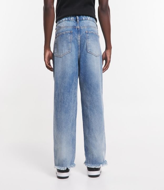 Calça Baggy em Jeans com Puídos e Estampa de Cruz e Lettering Azul 3