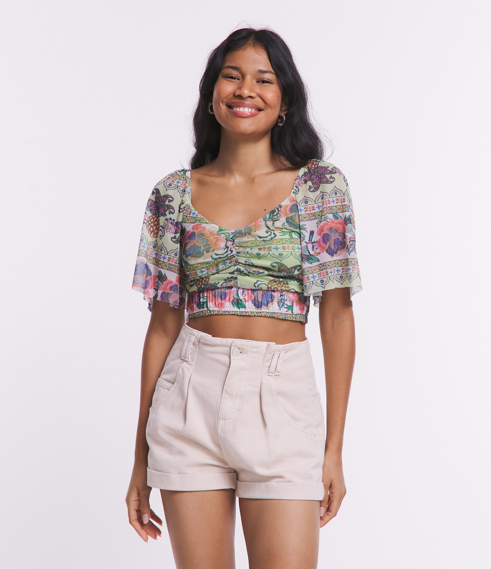 Blusa em Tule com Manga Soltinha e Estampa Étnica Verde 1
