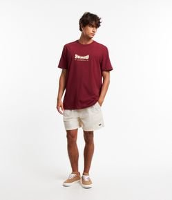 Bermuda com Elastano Texturizada e com Bolso de Zíper