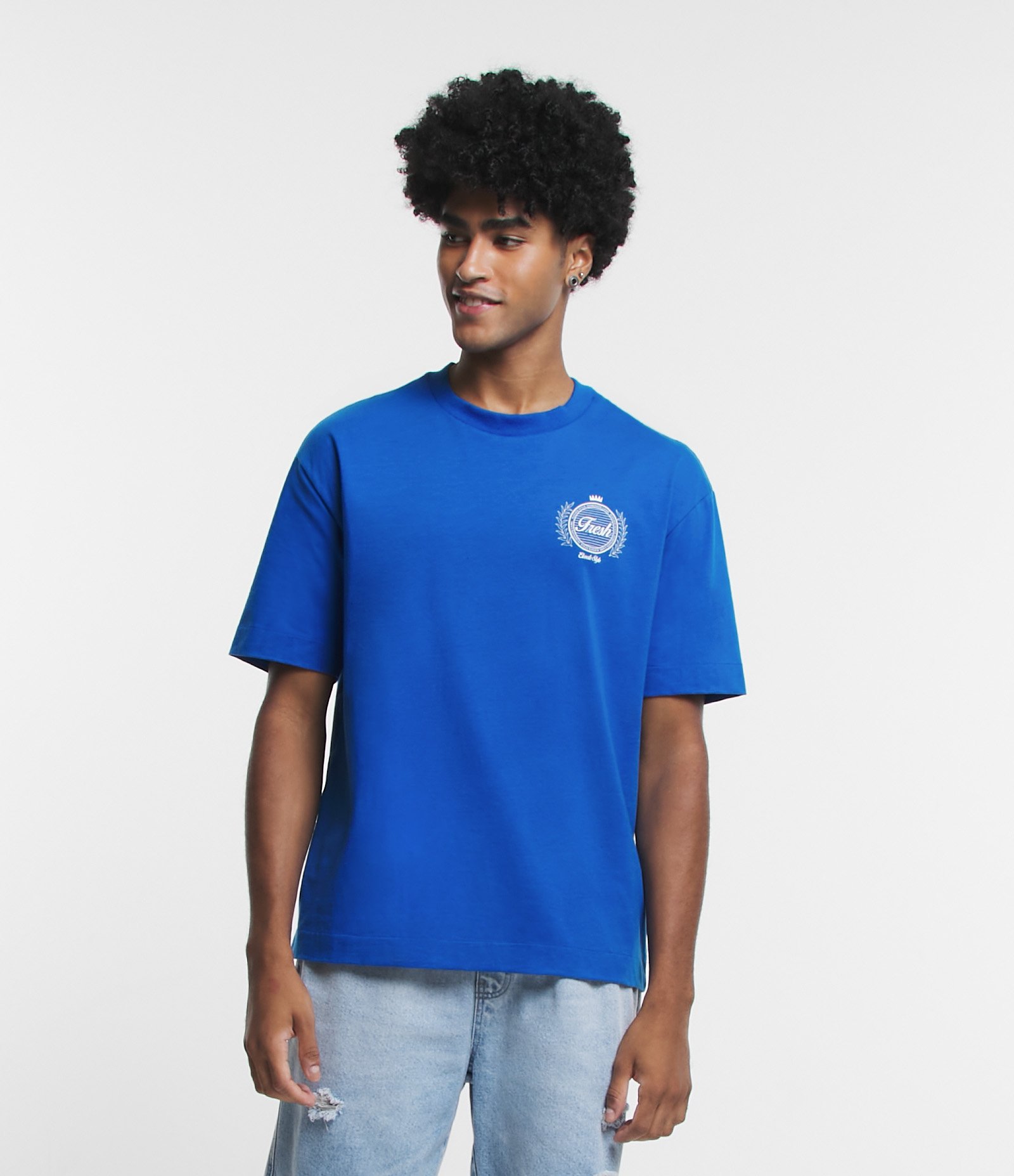 Camiseta em Meia Malha Malhão com Estampa Brasão no Peito Azul 1
