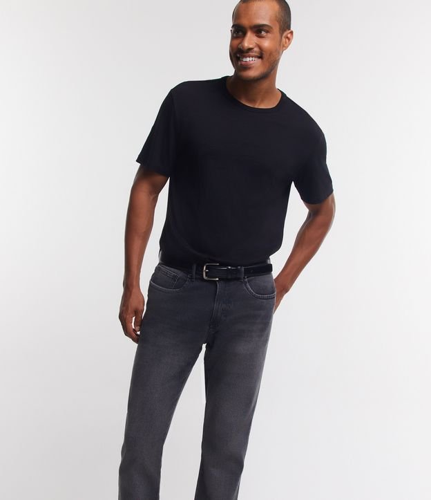 Calça Slim em Jeans com Elastano e Bolsos Preto 2