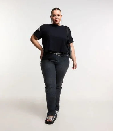 Calça Reta em Jeans com Elastano e Fenda na Lateral Interna Curve & Plus Size é ruim? Calça Reta em Jeans com Elastano e Fenda na Lateral Interna Curve & Plus Size é boa?