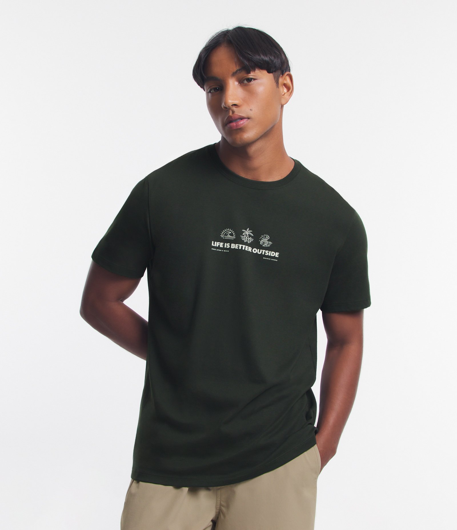 Camiseta Comfort em Meia Malha com Estampa e Lettering no Peito Verde 1
