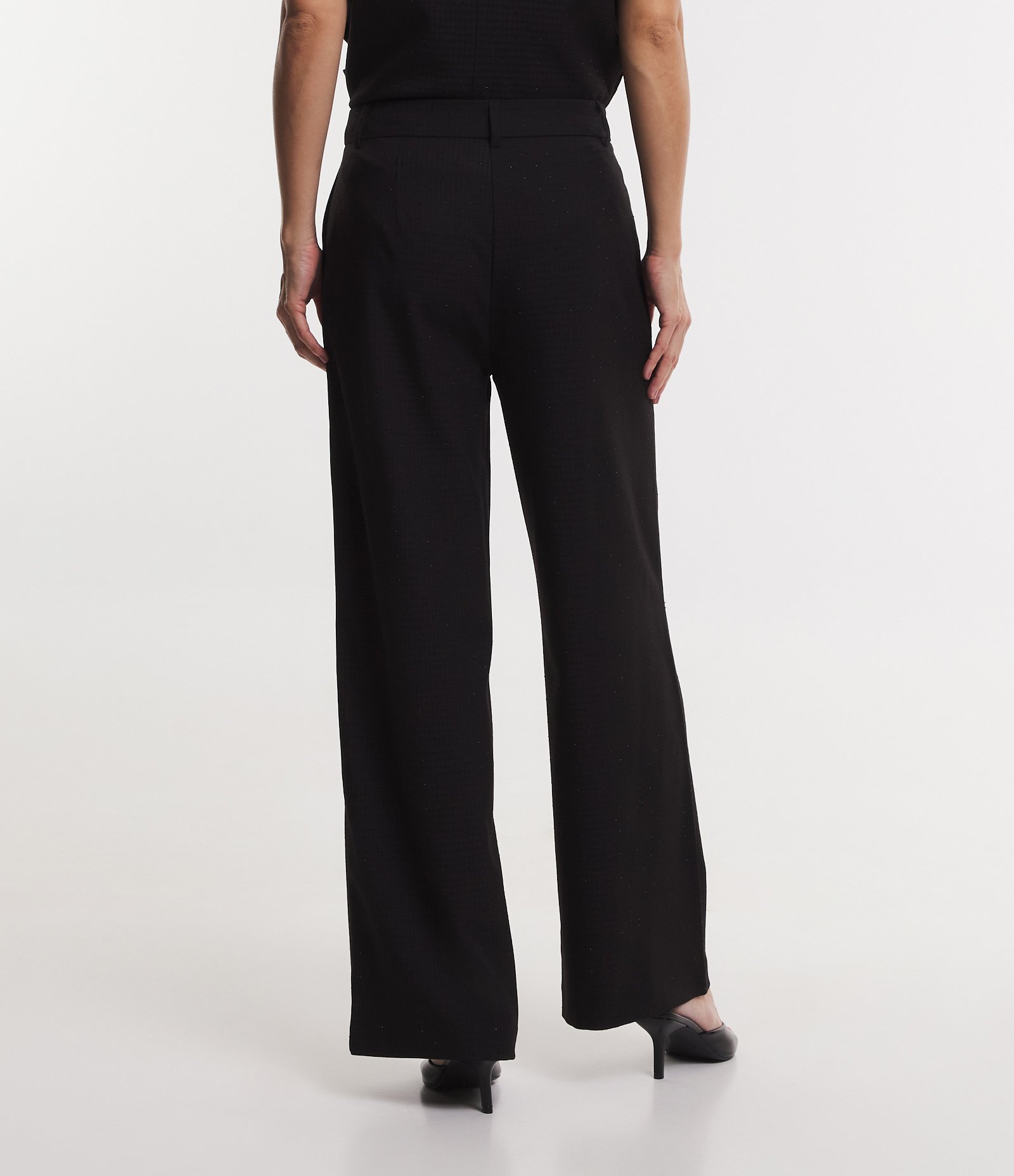 Calça Reta Alfaiatada com Estampa Xadrez e Detalhe de Brilho Preto 5