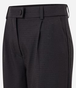 Calça Reta Alfaiatada com Estampa Xadrez e Detalhe de Brilho