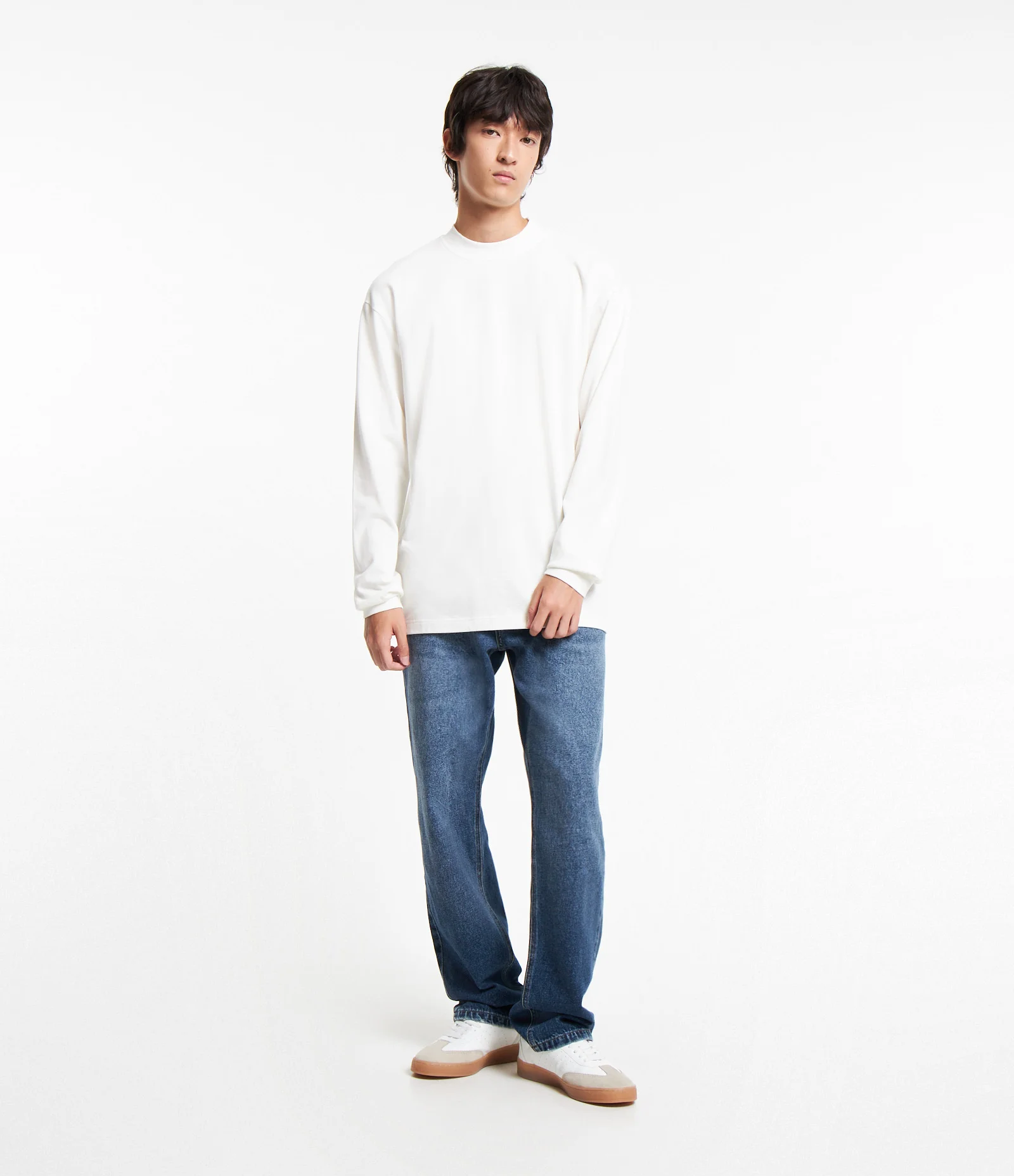 Camiseta Relaxed em Algodão com Golinha Média Branco 2