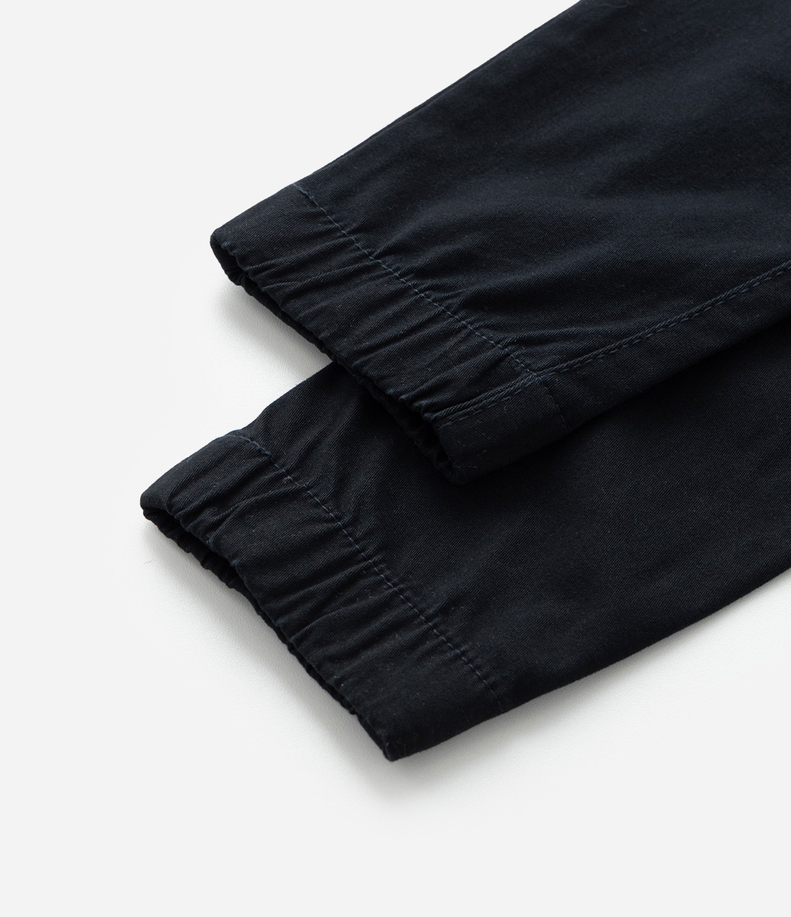 Calça Jogger Infantil em Sarja - Tam 5 a 14 anos Preto 4