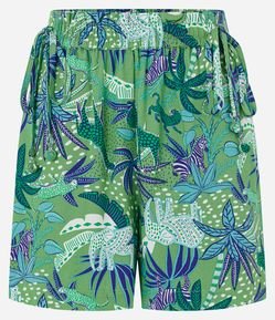 Short em Visco~se com Amarração e Estampa Tropical