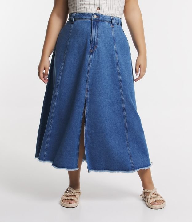 Saia Longa em Jeans com Barra Desfeita Curve & Plus Size Azul 4