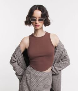 Blusa sem Manga em Ribana com Barra Arredondada