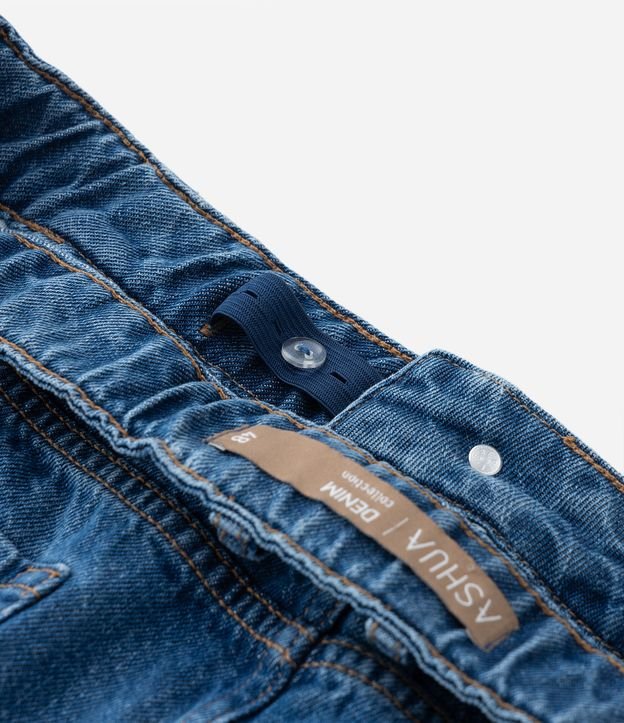 Saia Curta em Jeans com Bolsos e Fenda  Curve & Plus Size Azul 8