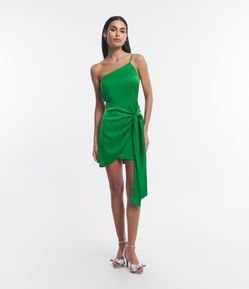 Vestido Curto Acetinado Ombro Só com Amarração na Lateral