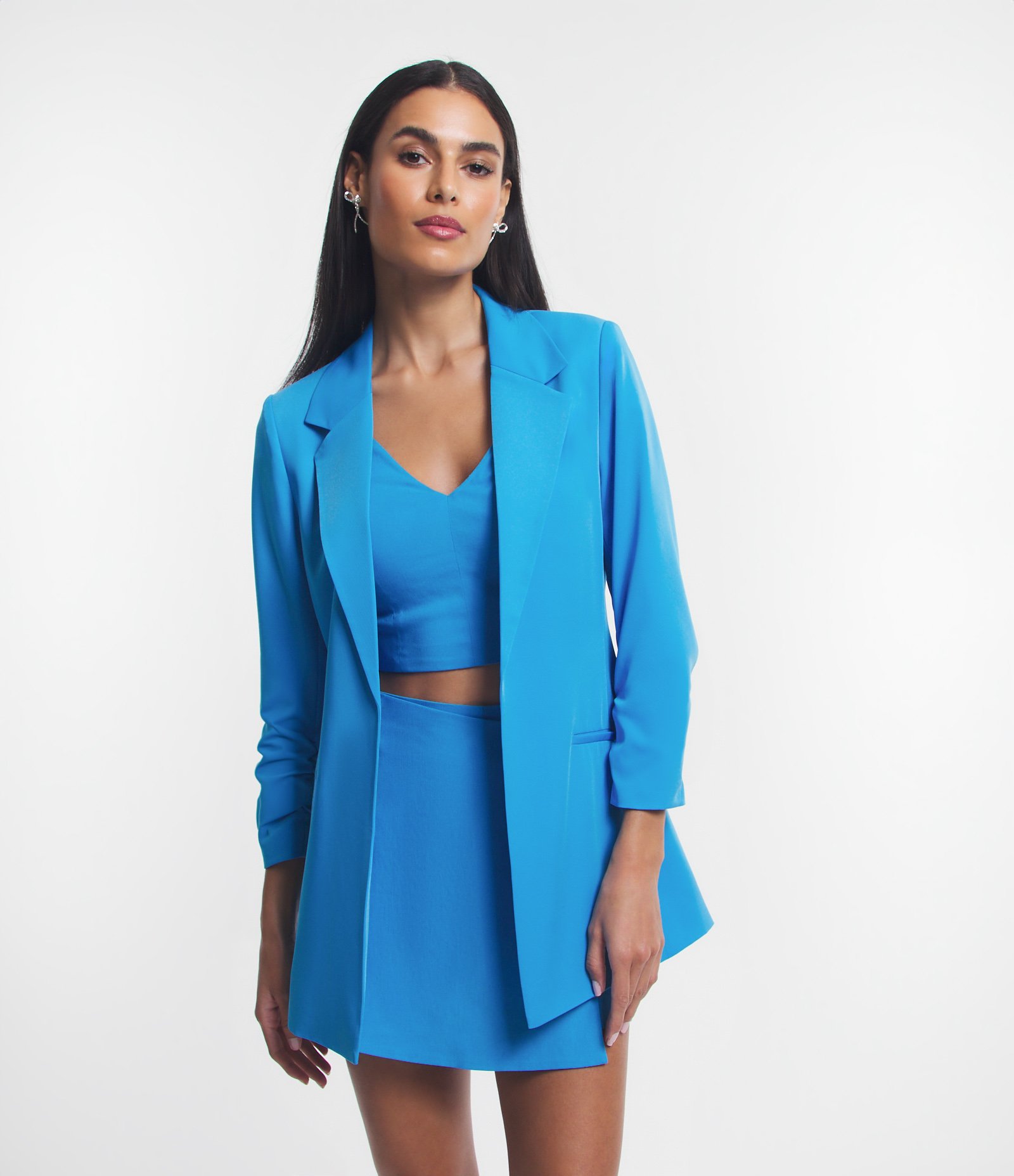 Blazer Alongado de Alfaiataria em Crepe com Franzido nas Mangas Azul Celeste 1