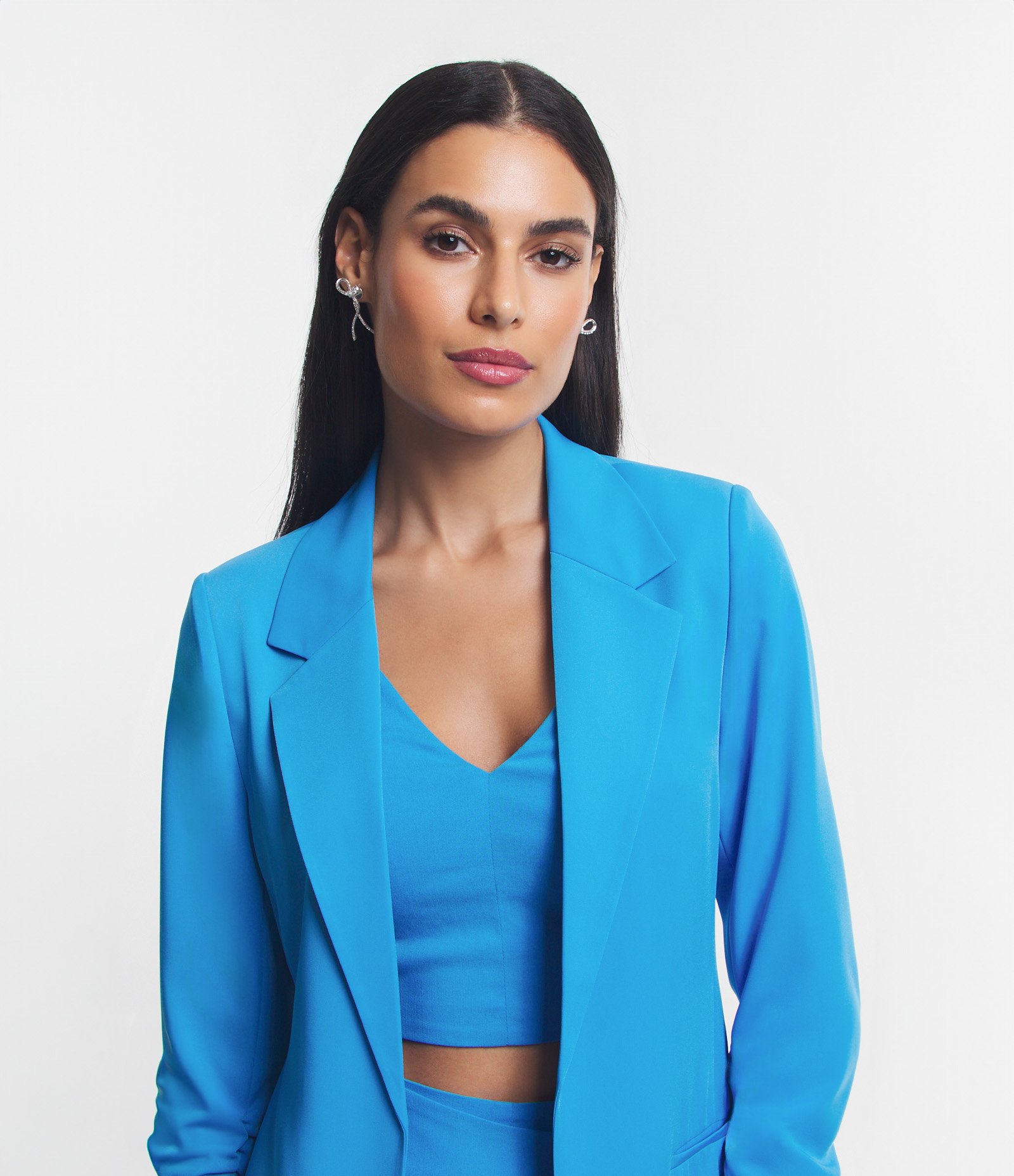 Blazer Alongado de Alfaiataria em Crepe com Franzido nas Mangas Azul Celeste 3