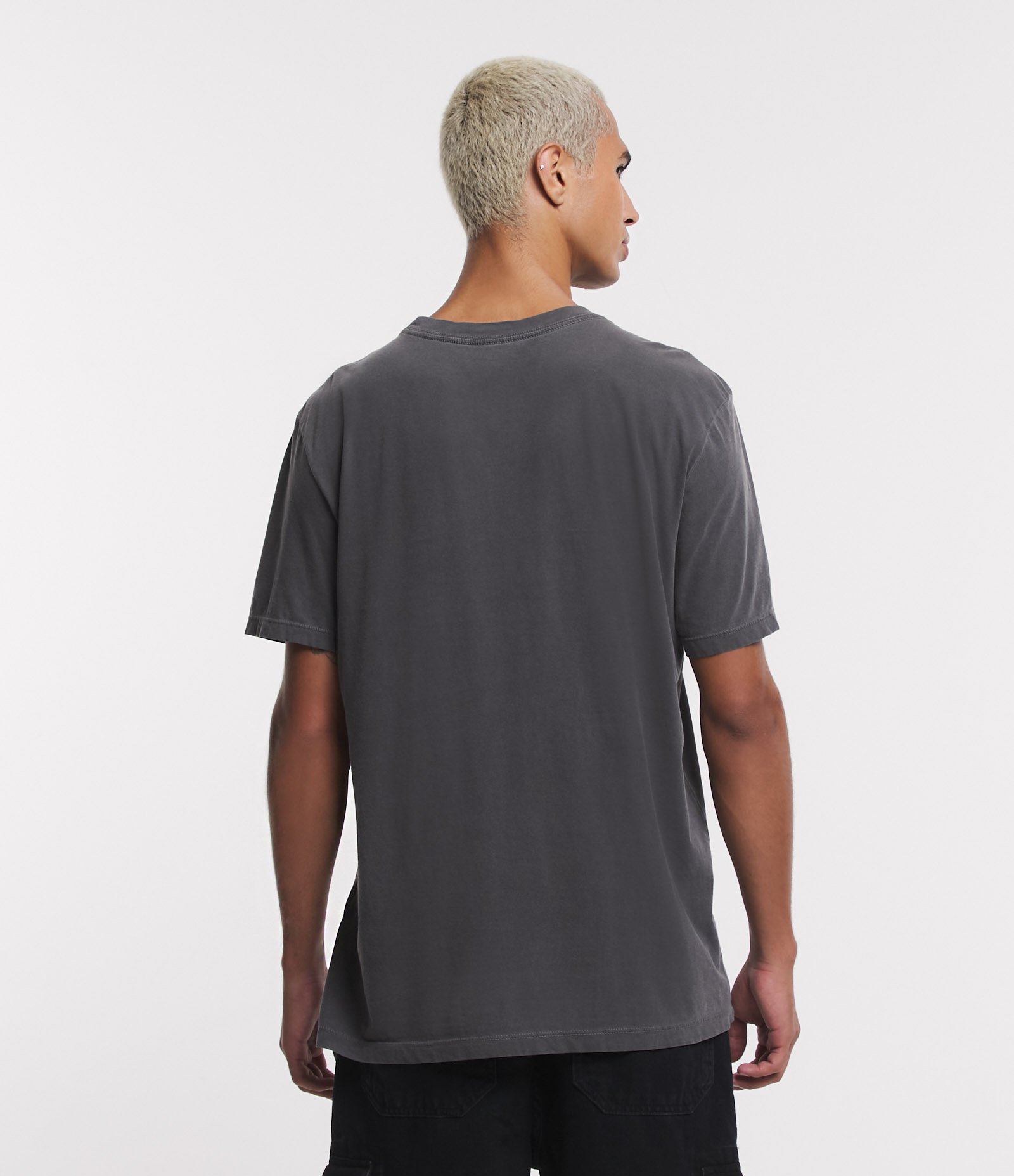 Camiseta Comfort em Meia Malha com Estampa Lettering Dirty Cinza 3