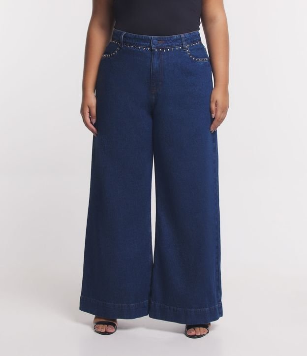 Calça Pantalona em Jeans com Tachinhas Curve & Plus Size Azul 2