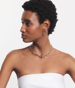 Conjunto de Colar e Brincos com Padronagem Corrente de Elos