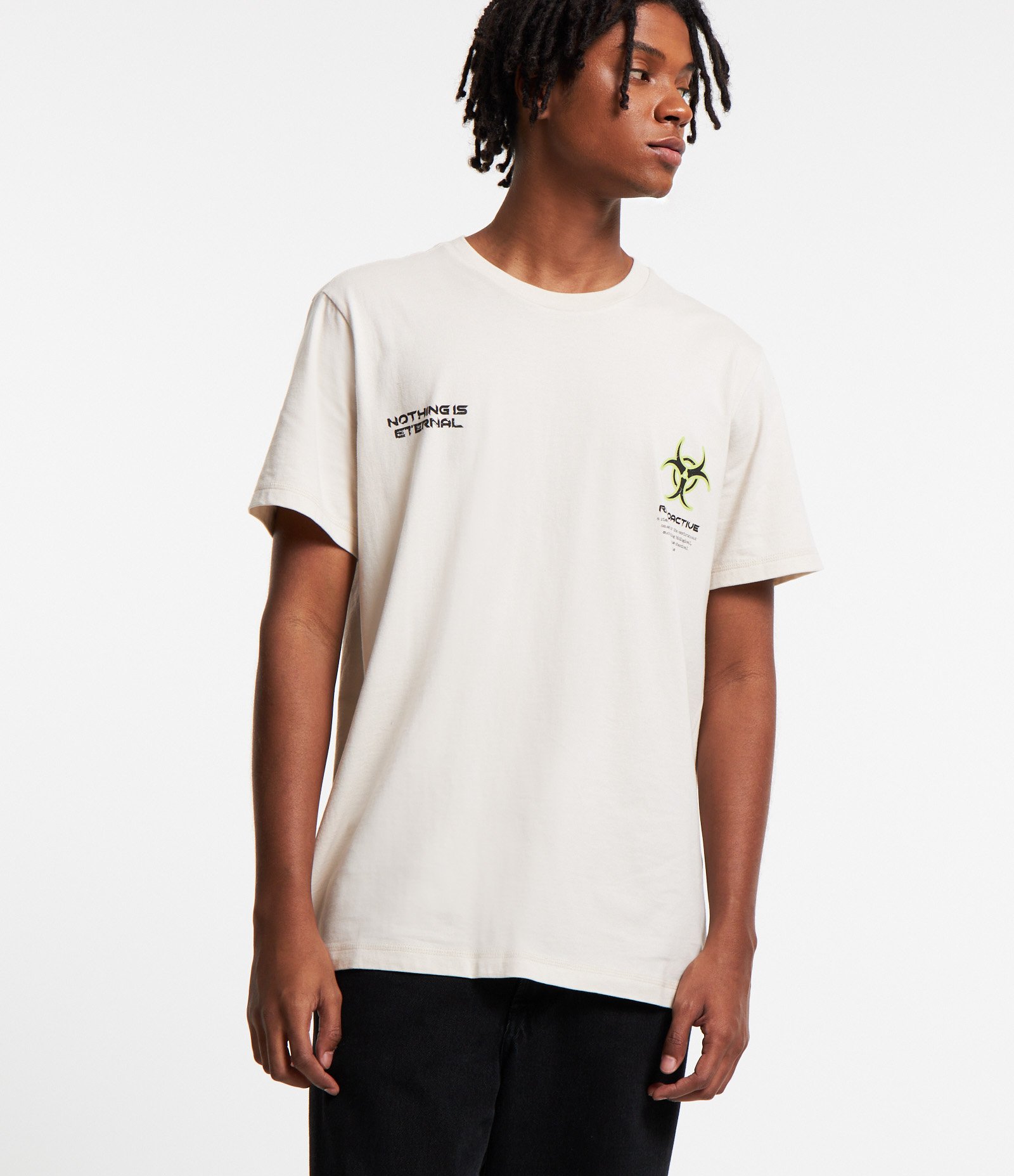 Camiseta Comfort em Meia Malha com Estampa Radioctive Off White 1